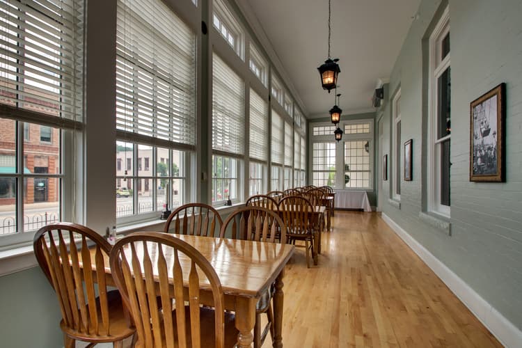 sunporch